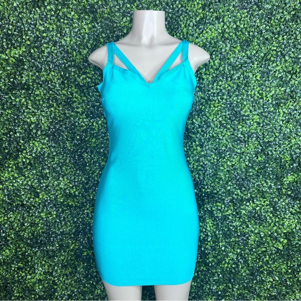 Nwt agua green Bandage material bodycon dress strapy back